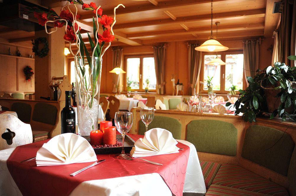 Sport Und Familienhotel Klausen Kirchberg in Tirol Eksteriør bilde