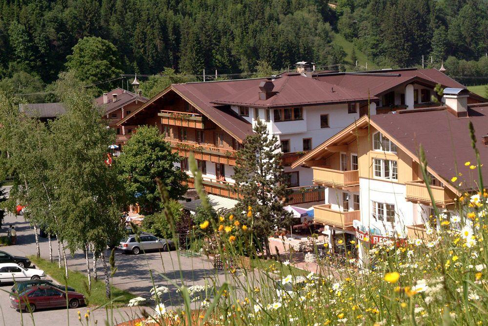 Sport Und Familienhotel Klausen Kirchberg in Tirol Eksteriør bilde