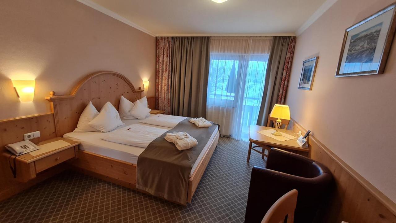 Sport Und Familienhotel Klausen Kirchberg in Tirol Eksteriør bilde