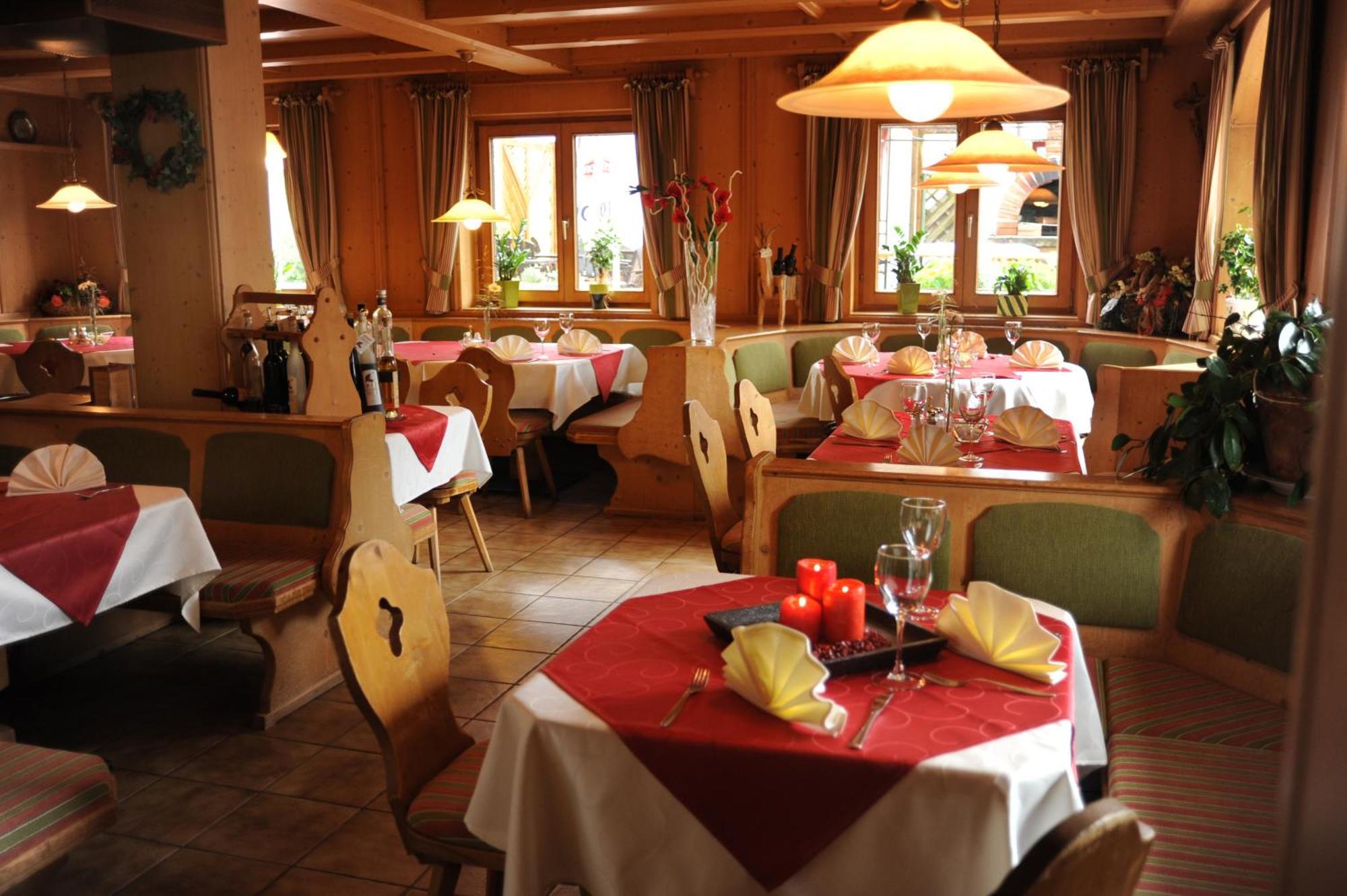 Sport Und Familienhotel Klausen Kirchberg in Tirol Eksteriør bilde