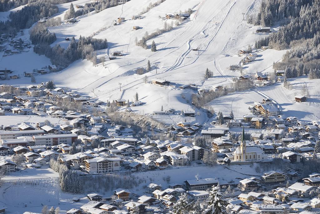 Sport Und Familienhotel Klausen Kirchberg in Tirol Eksteriør bilde